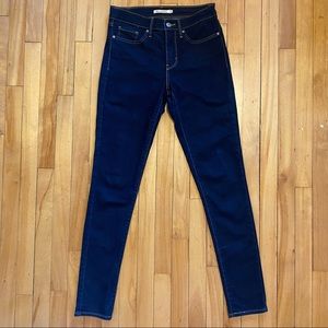 Levis 311 Shaping Skinny Jeans - Size 27